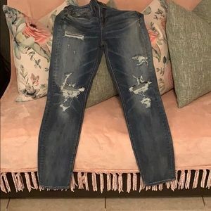 American Eagle Vintage High Rise Jeans